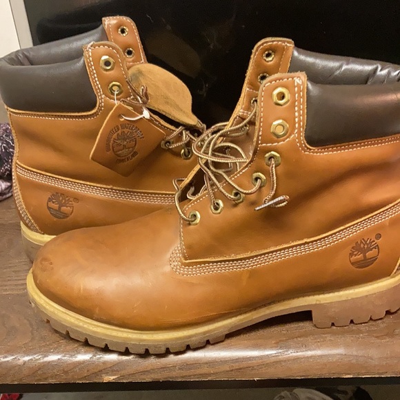 Timberland Premium 6 Size 12 Men’s timberland boots. Dark brown are ST